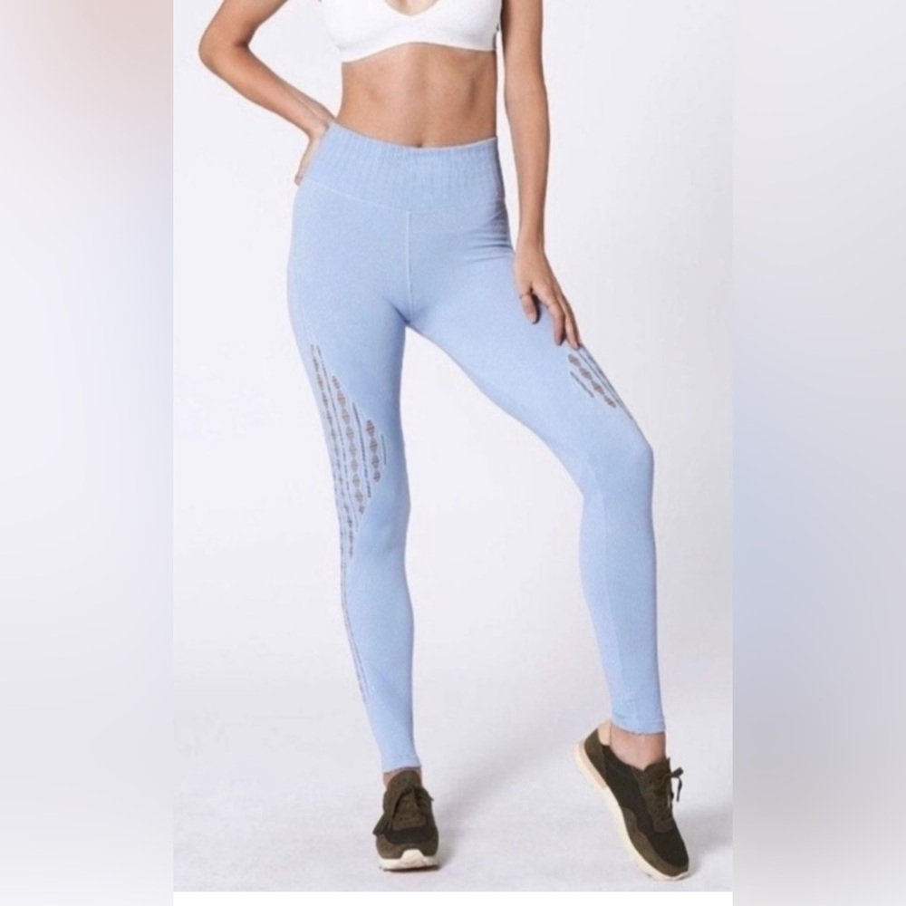 NUX Triple Threat Leggings